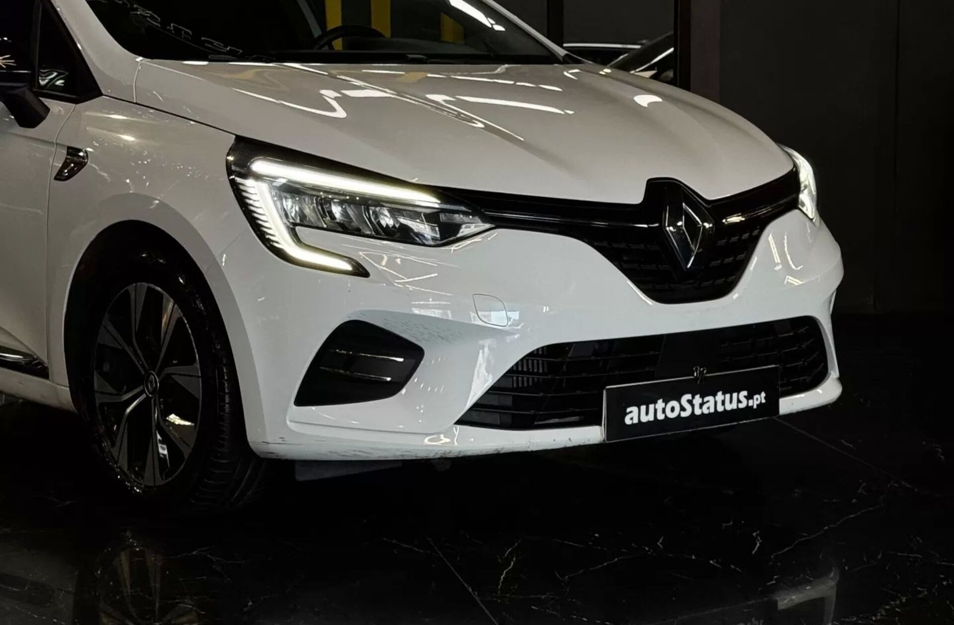 RENAULT Clio 1.0 TCe Limited