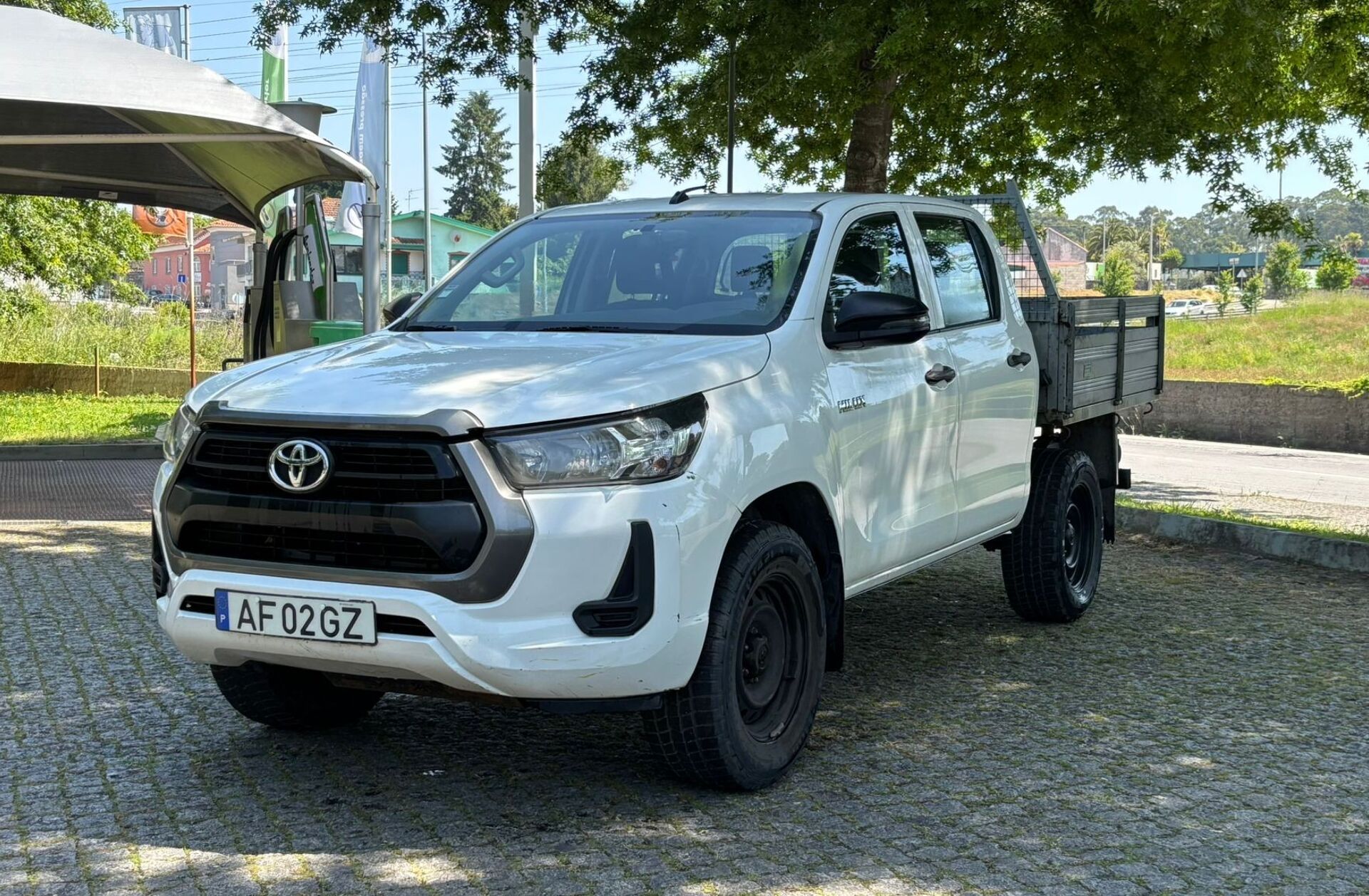 TOYOTA Hilux 2.4 D-4D 2WD CD CM