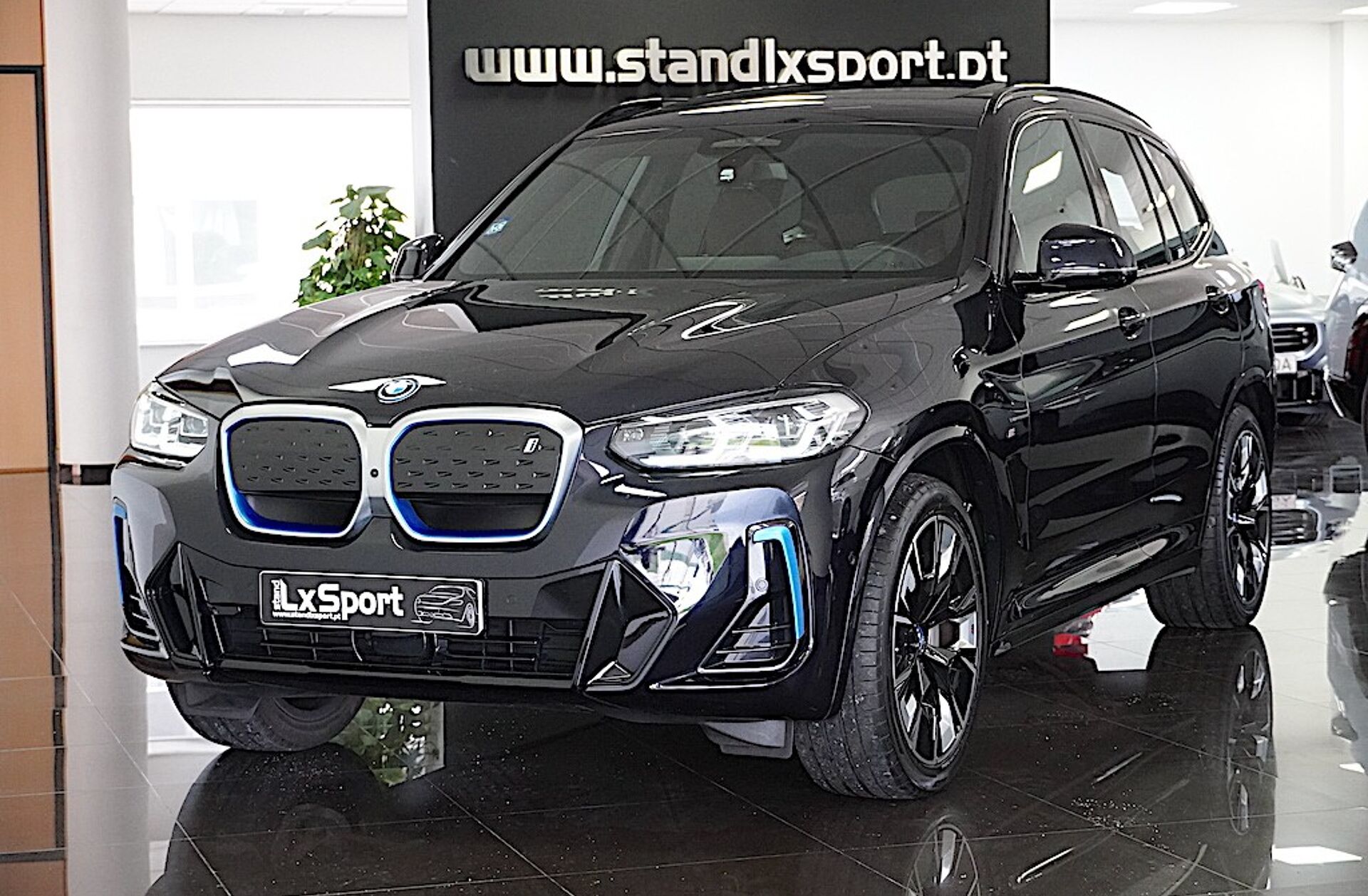 BMW iX3 M Sport Inspiring