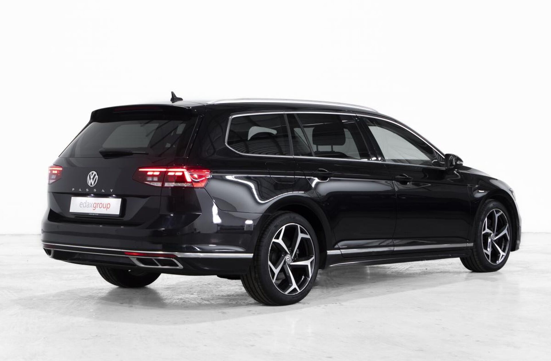 VOLKSWAGEN Passat 2.0 TDI Elegance DSG