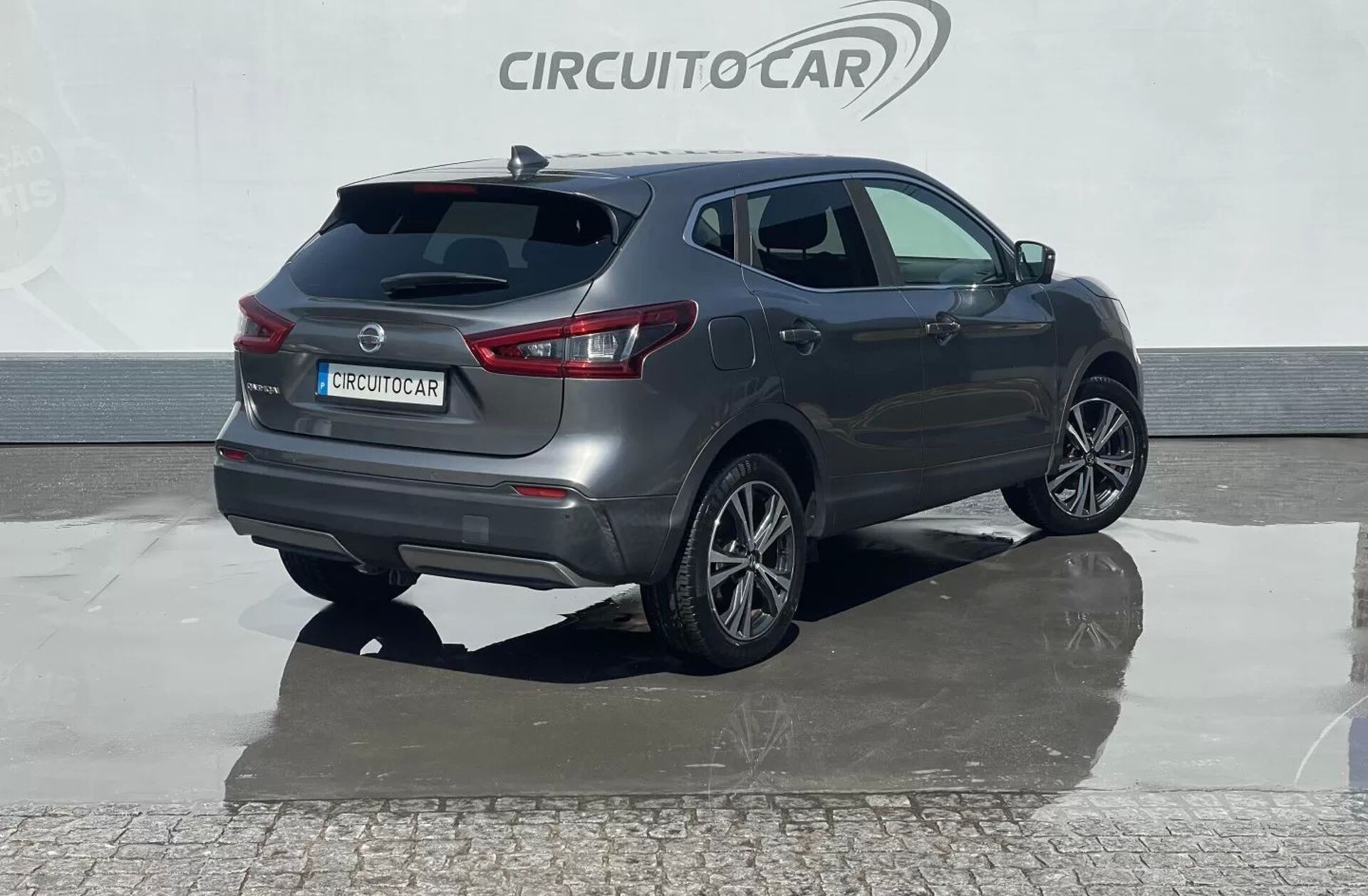NISSAN Qashqai 1.2 DIG-T N-Connecta