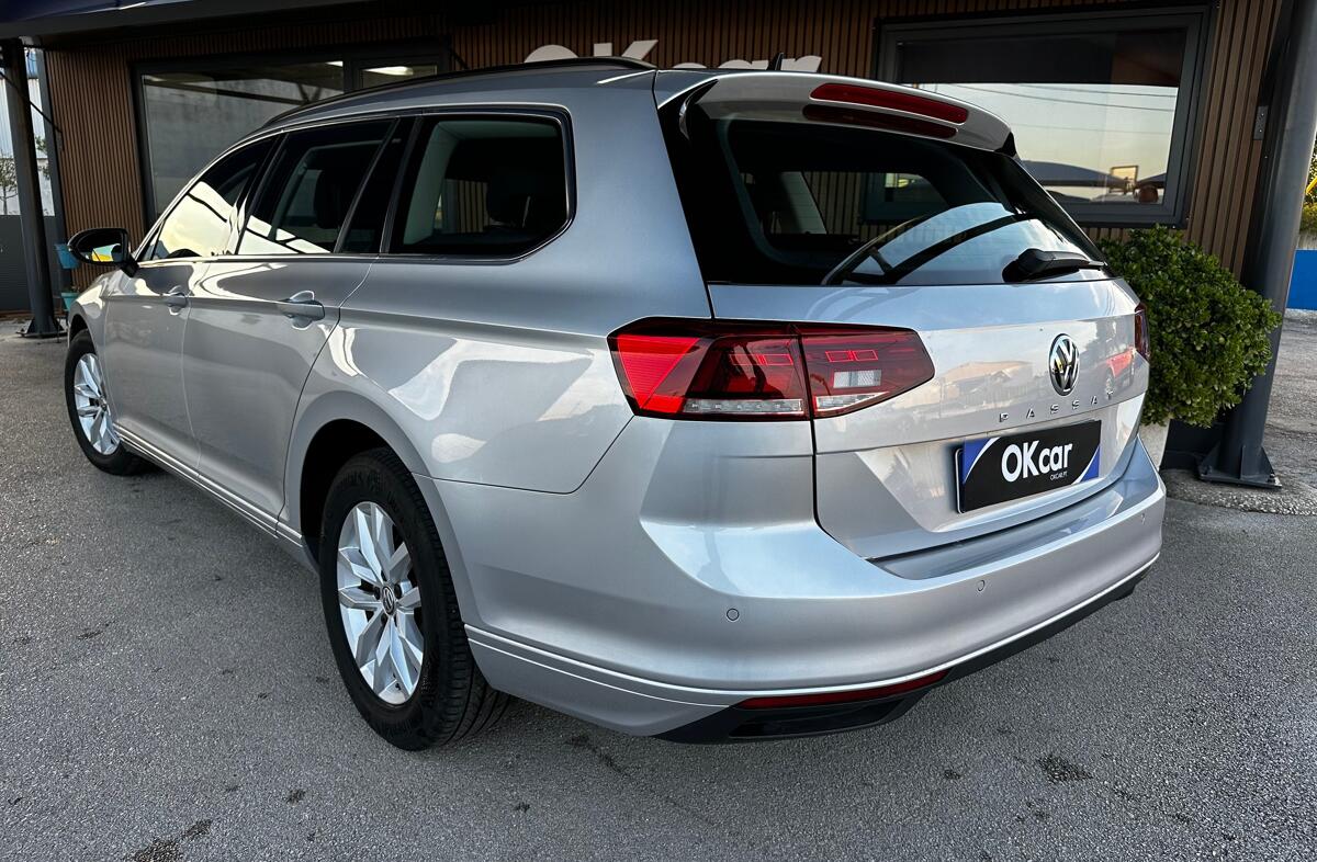VOLKSWAGEN Passat 2.0 TDI Business DSG