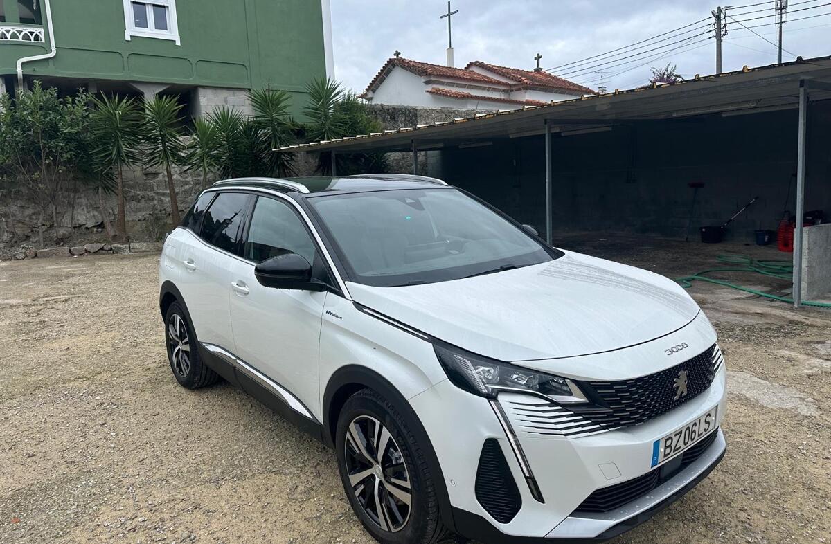 PEUGEOT 3008 1.6 Hybrid4 GT e-EAT8