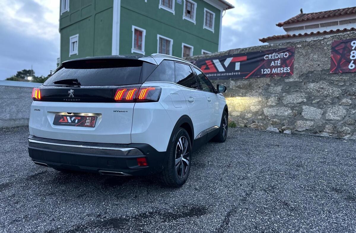PEUGEOT 3008 1.6 Hybrid4 GT e-EAT8