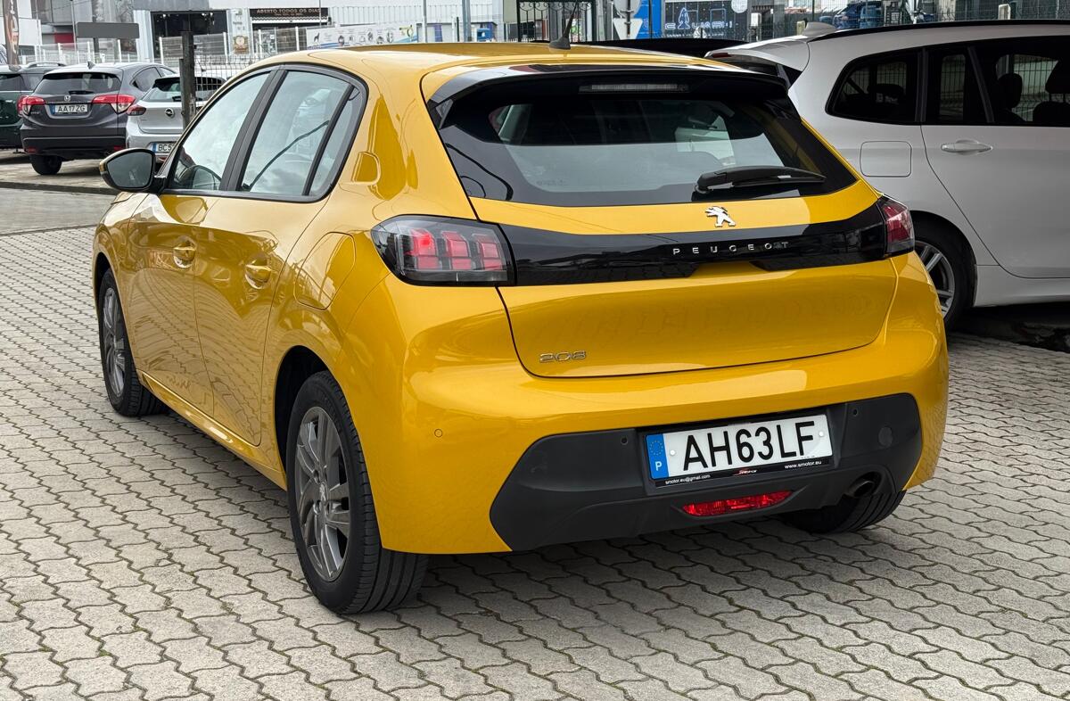 PEUGEOT 208 1.2 PureTech Active Pack