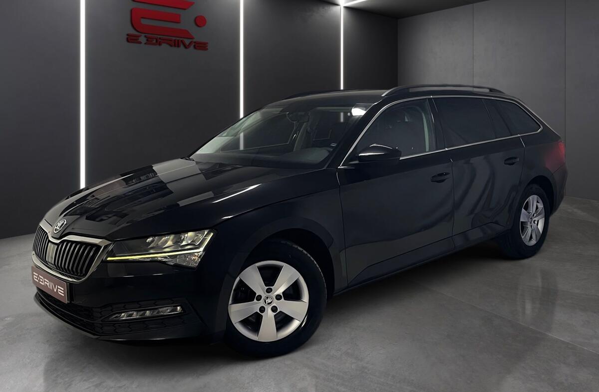 SKODA Superb 2.0 TDI Style DSG