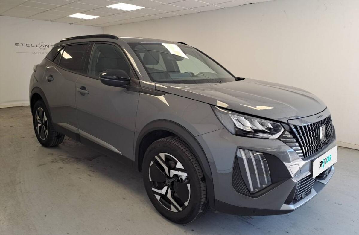 PEUGEOT 2008 1.2 Hybrid Allure e-DCS6