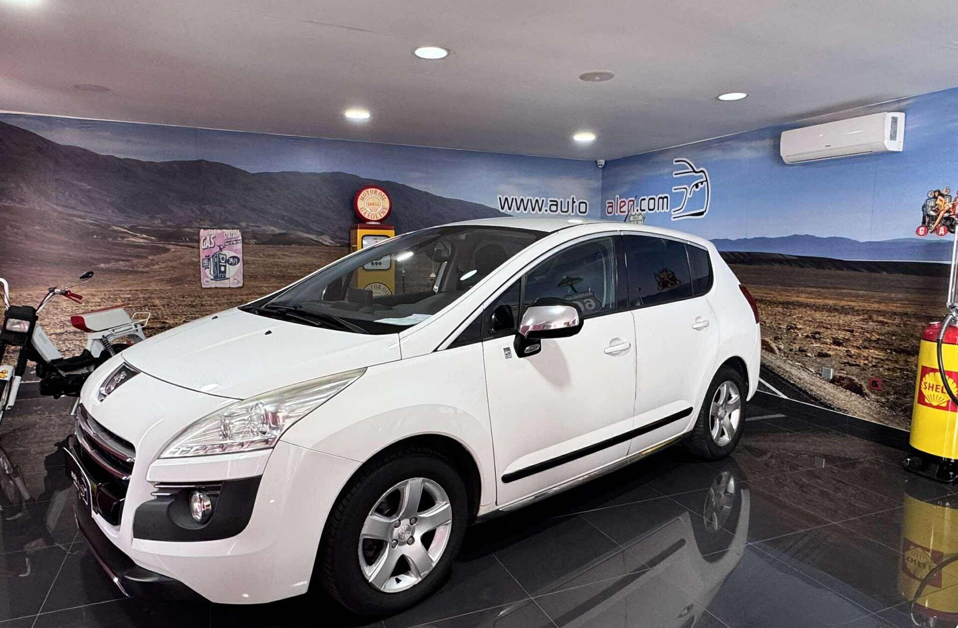 PEUGEOT 3008 2.0 HDi Hybrid4 88g