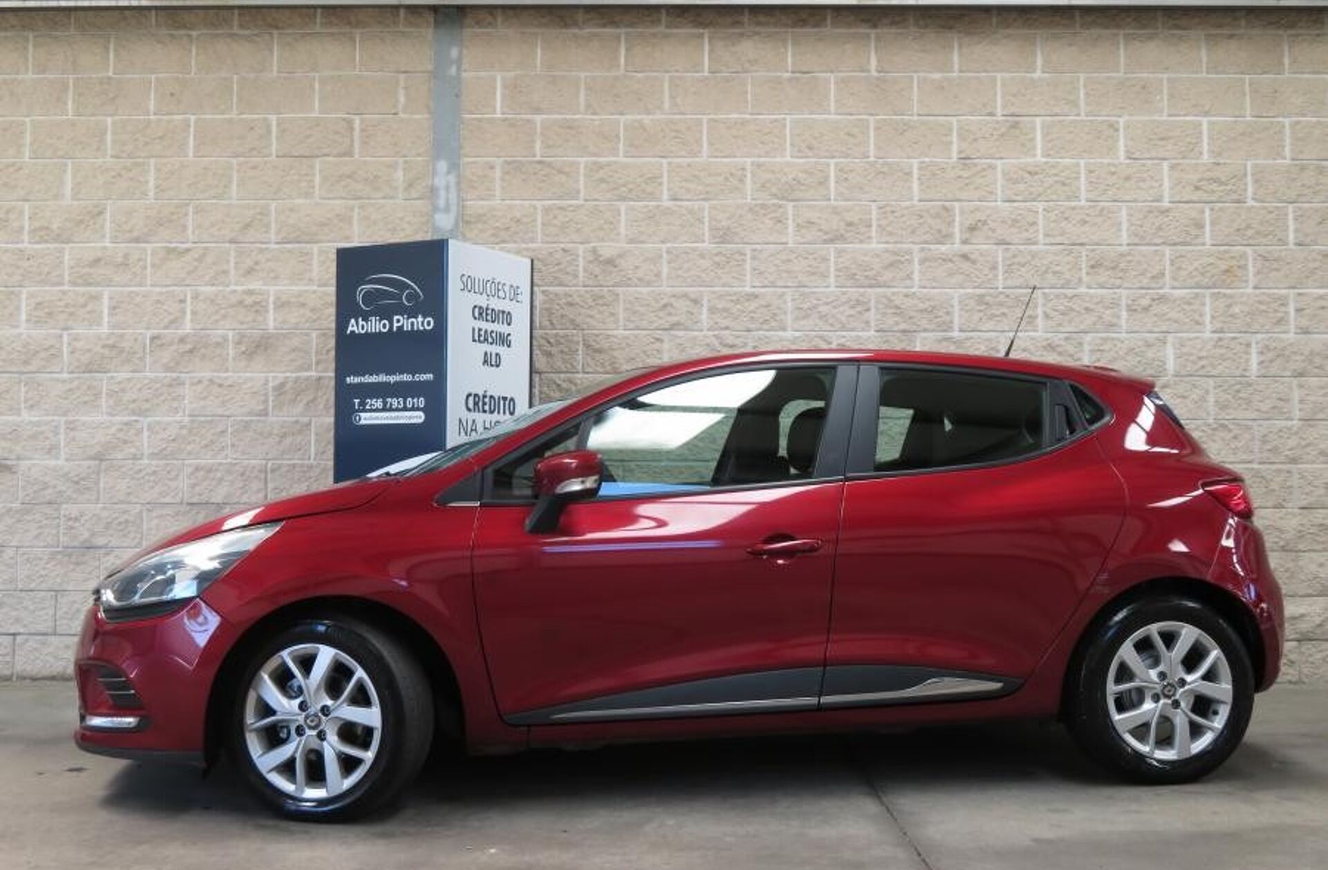 RENAULT Clio 1.5 dCi Limited