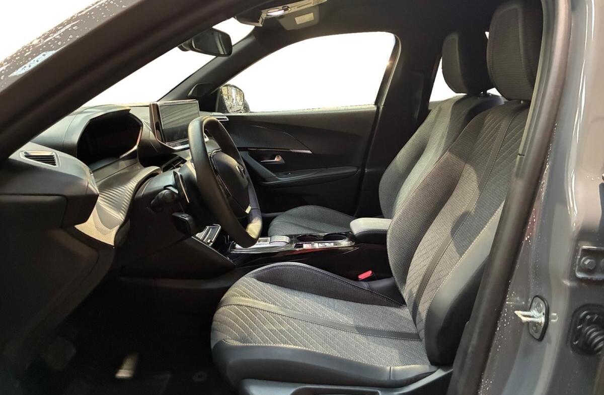 PEUGEOT 2008 1.2 Hybrid Allure e-DCS6