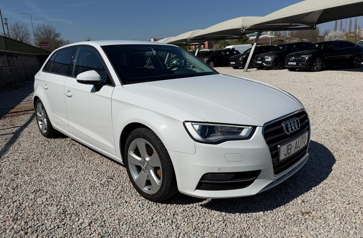AUDI A3 1.6 TDi Sport