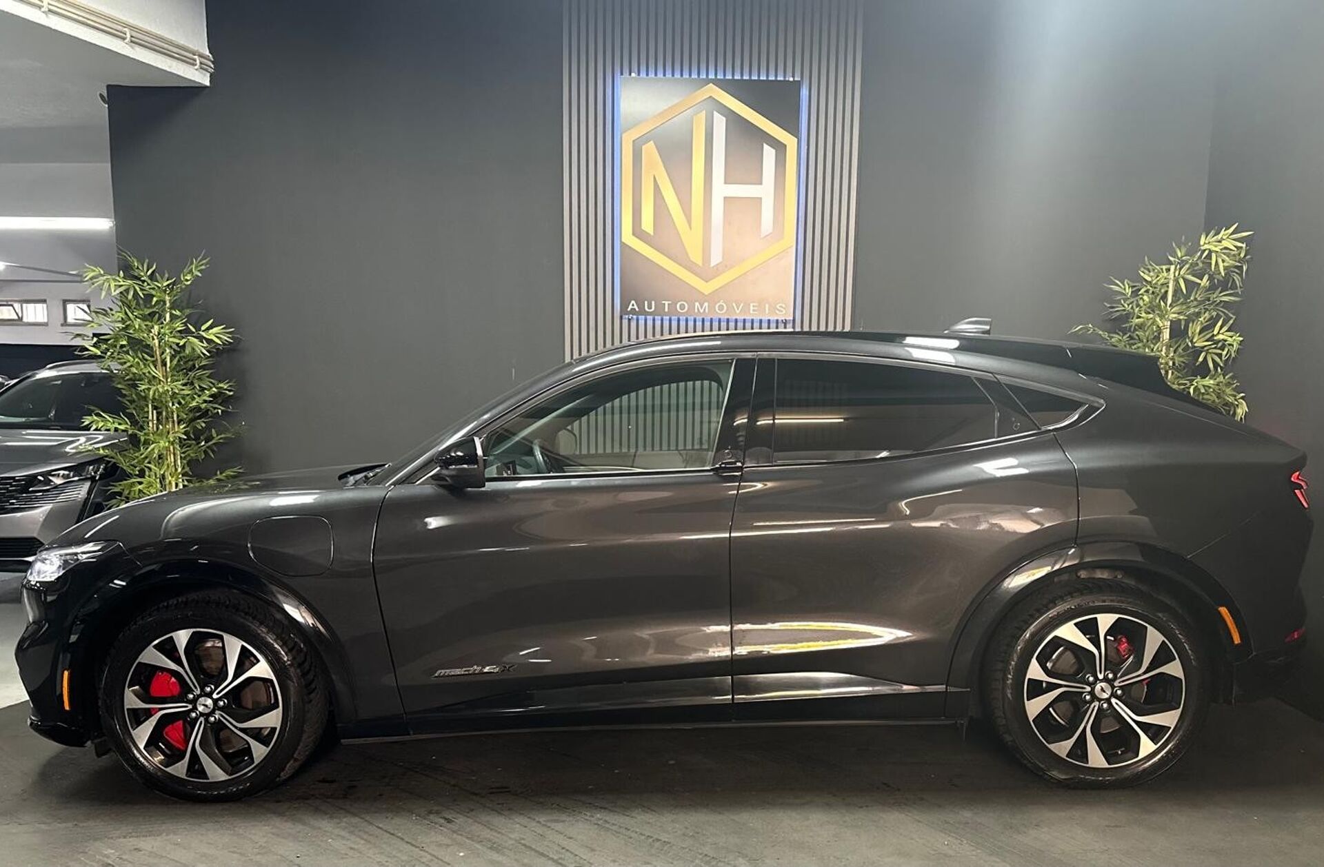 FORD Mustang Mach-E Premium AWD