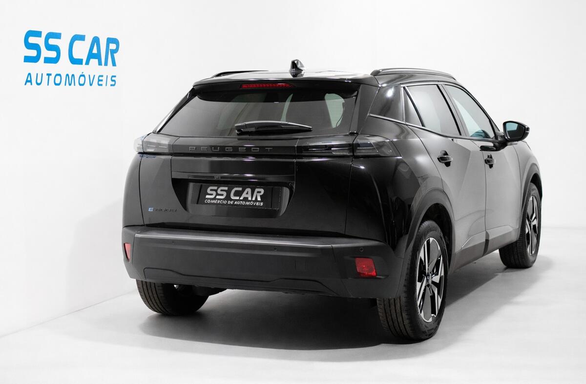 PEUGEOT 2008 e- 50 kWh Allure