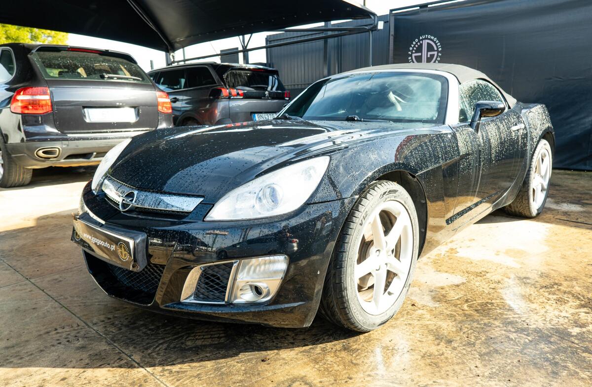 OPEL GT 2.0 T
