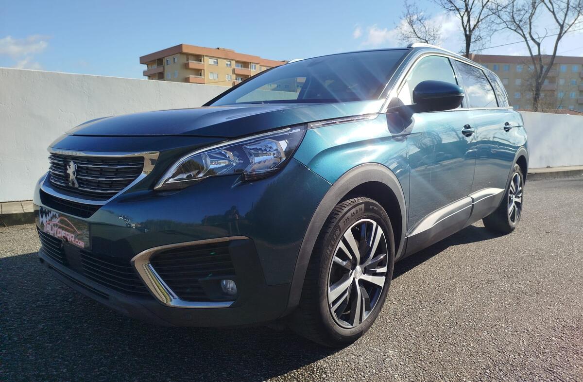 PEUGEOT 5008 1.6 BlueHDi Crossway EAT6