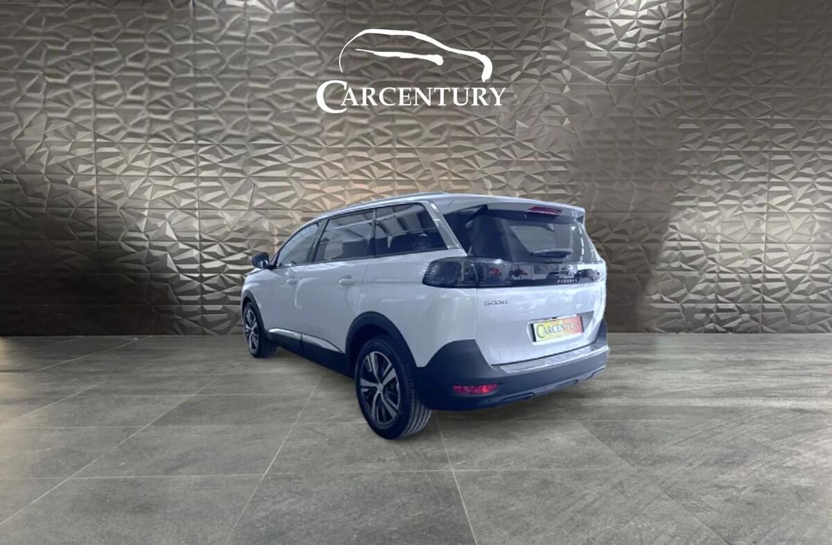 PEUGEOT 5008 1.5 BlueHDi Allure Pack EAT8