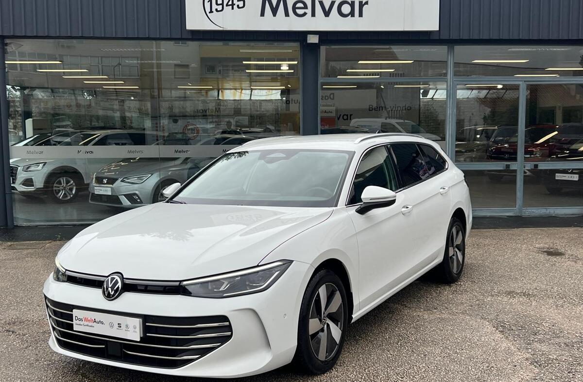 VOLKSWAGEN Passat V. 2.0 TDI Business DSG