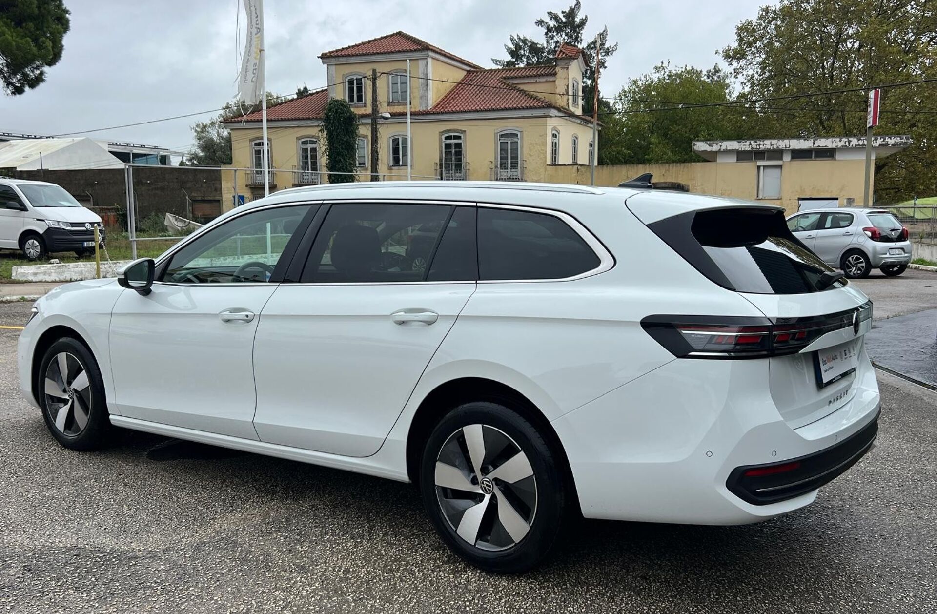 VOLKSWAGEN Passat V. 2.0 TDI Business DSG