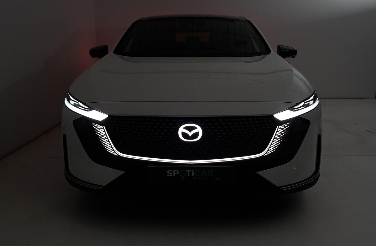 MAZDA CX-6 e 78 kWh Takumi