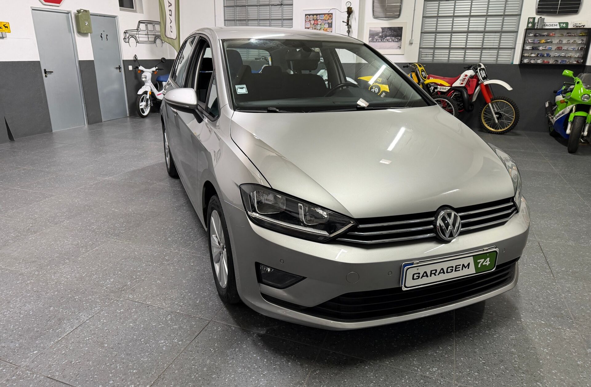 VOLKSWAGEN Golf 1.6 TDi BlueMotion Confortline