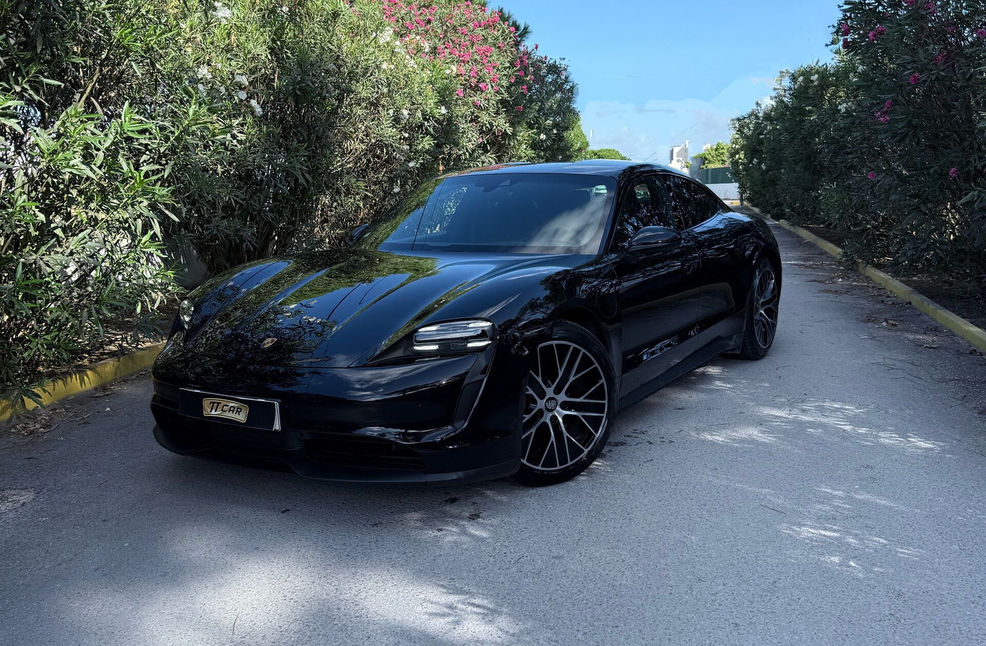 PORSCHE Taycan 4S