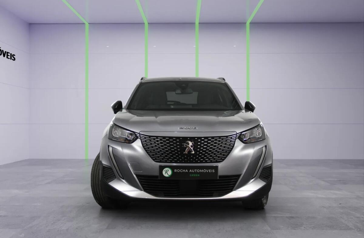 PEUGEOT 2008 e- 50 kWh GT