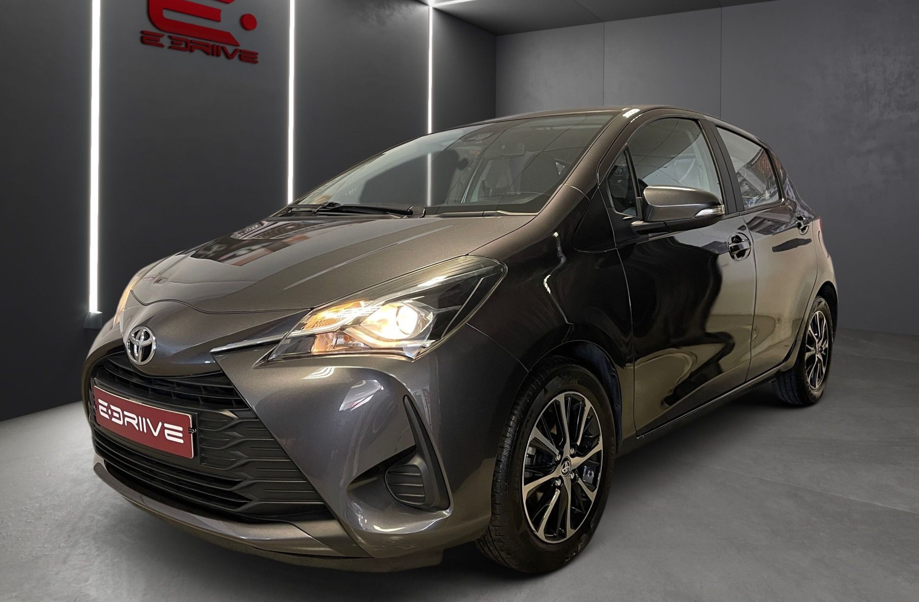 TOYOTA Yaris 1.0 VVT-i Comfort