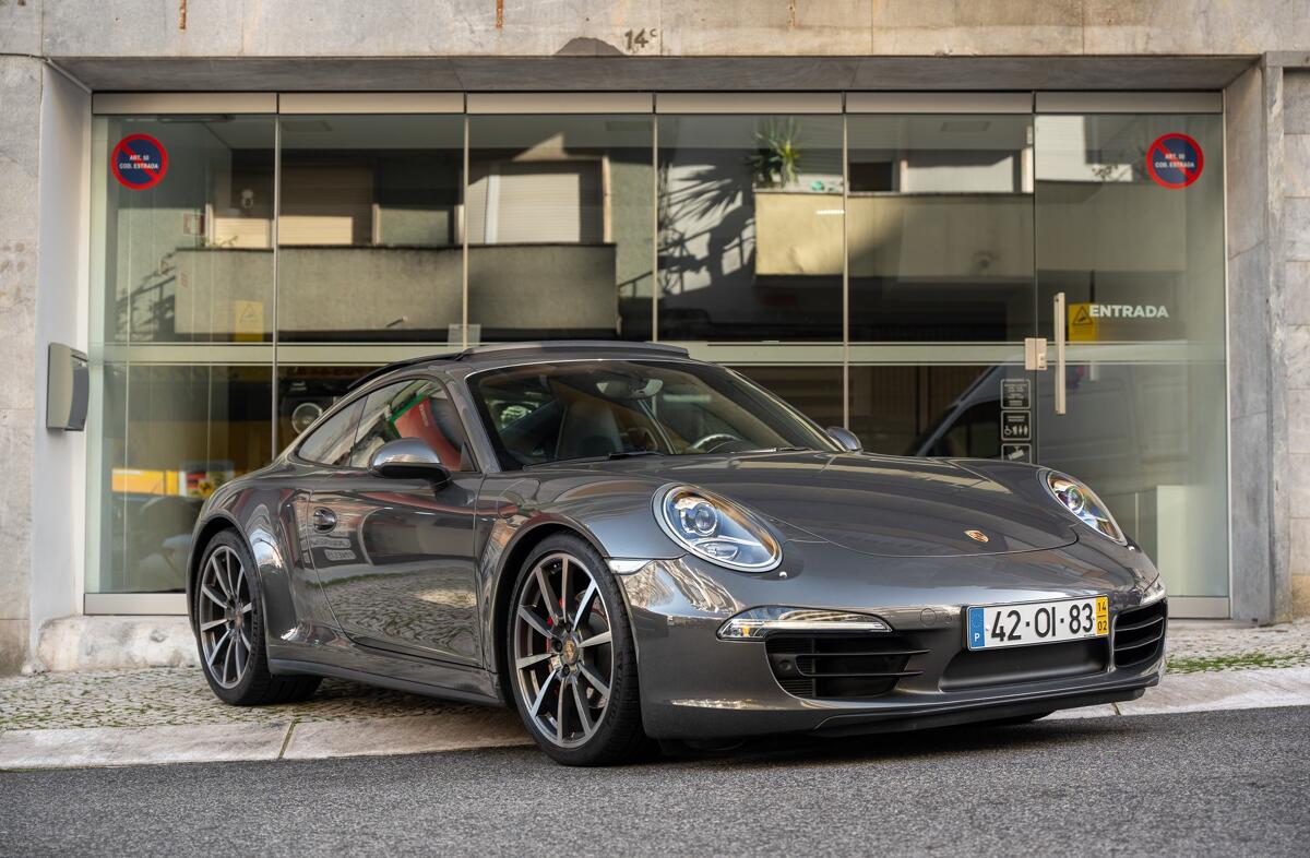 PORSCHE 911 Carrera 4 S PDK