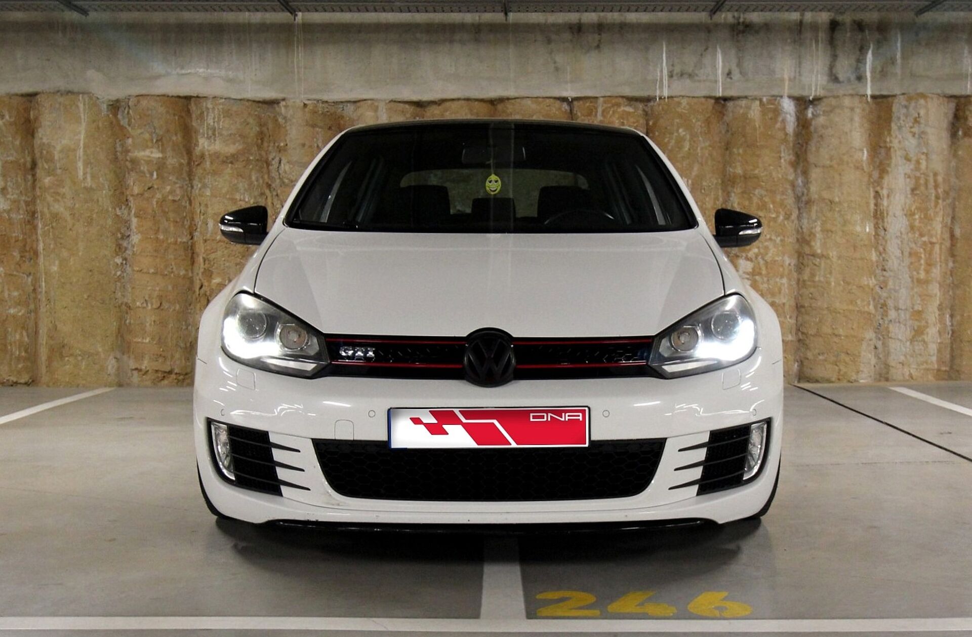 VOLKSWAGEN Golf 2.0 TSi GTi