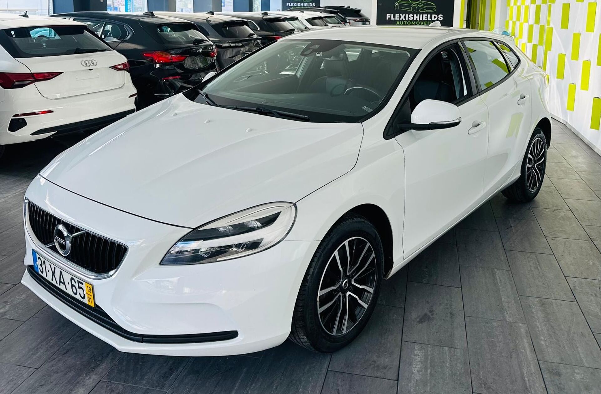 VOLVO V40 2.0 D2 Momentum