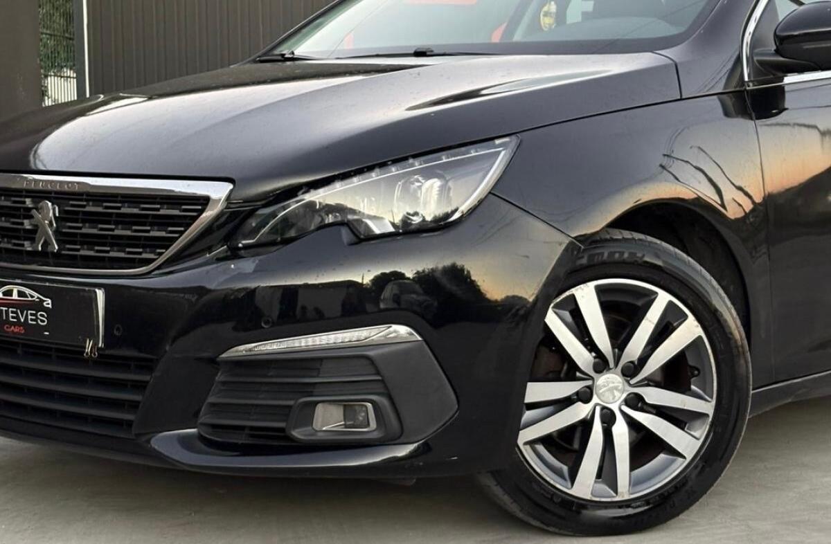 PEUGEOT 308 SW 1.5 BlueHDi Style EAT8