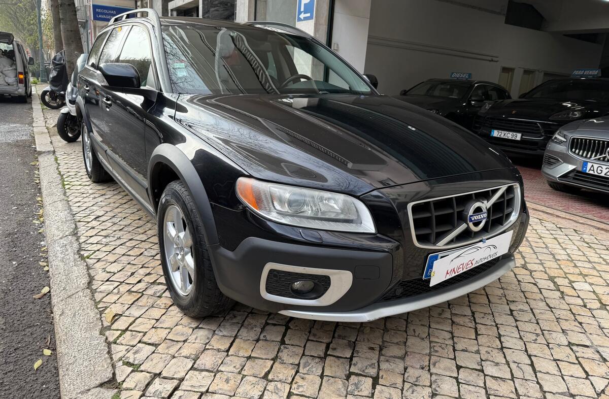 VOLVO XC70 D5 Momentum