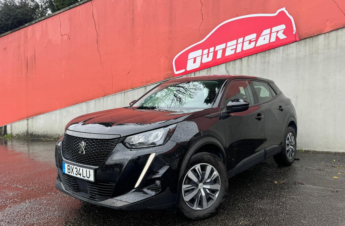 PEUGEOT 2008 1.2 PureTech Active