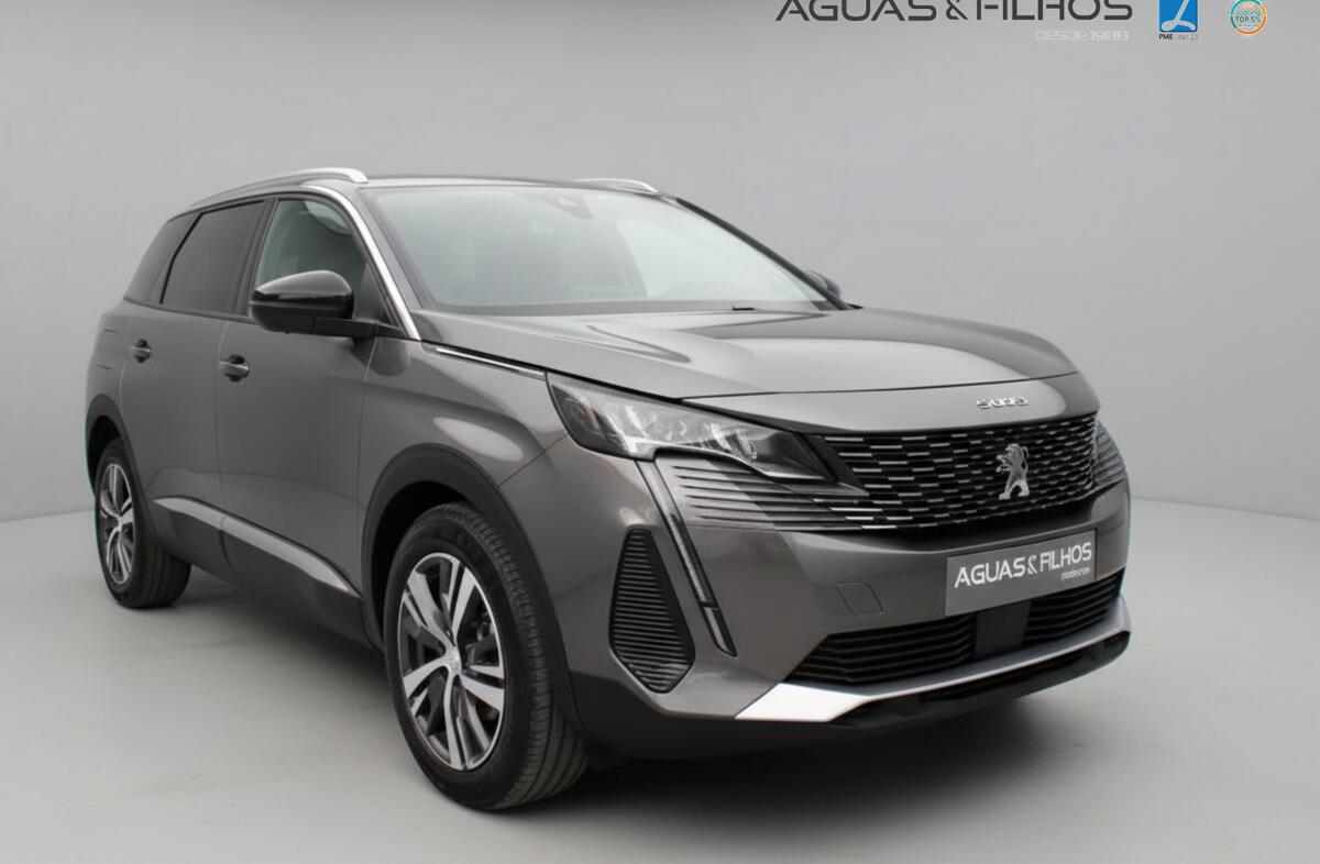 PEUGEOT 5008 1.2 PureTech Allure Pack EAT8