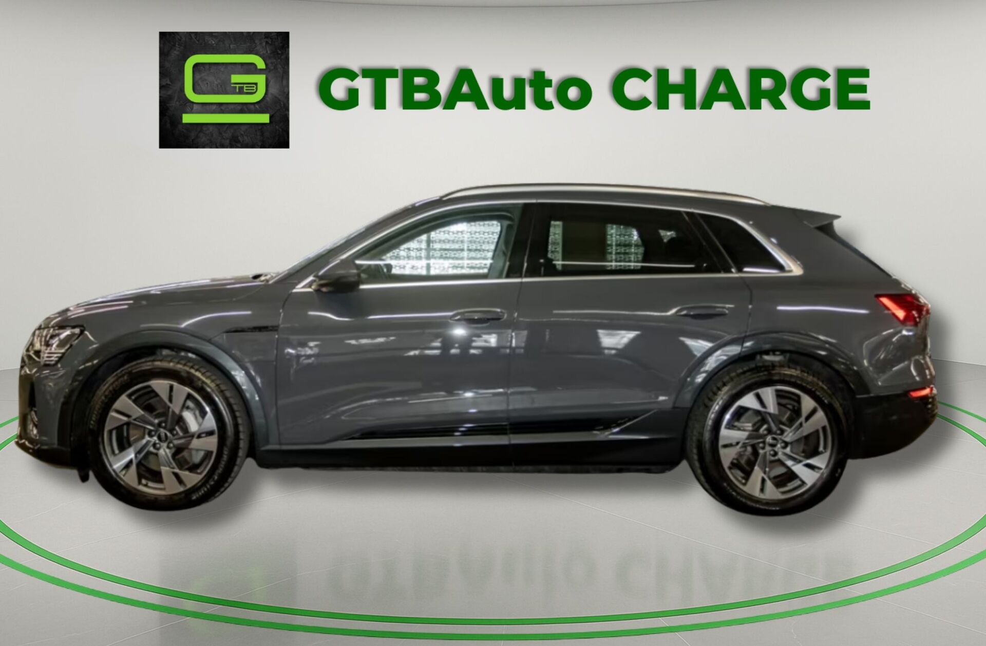 AUDI Q8 55 quattro Advanced