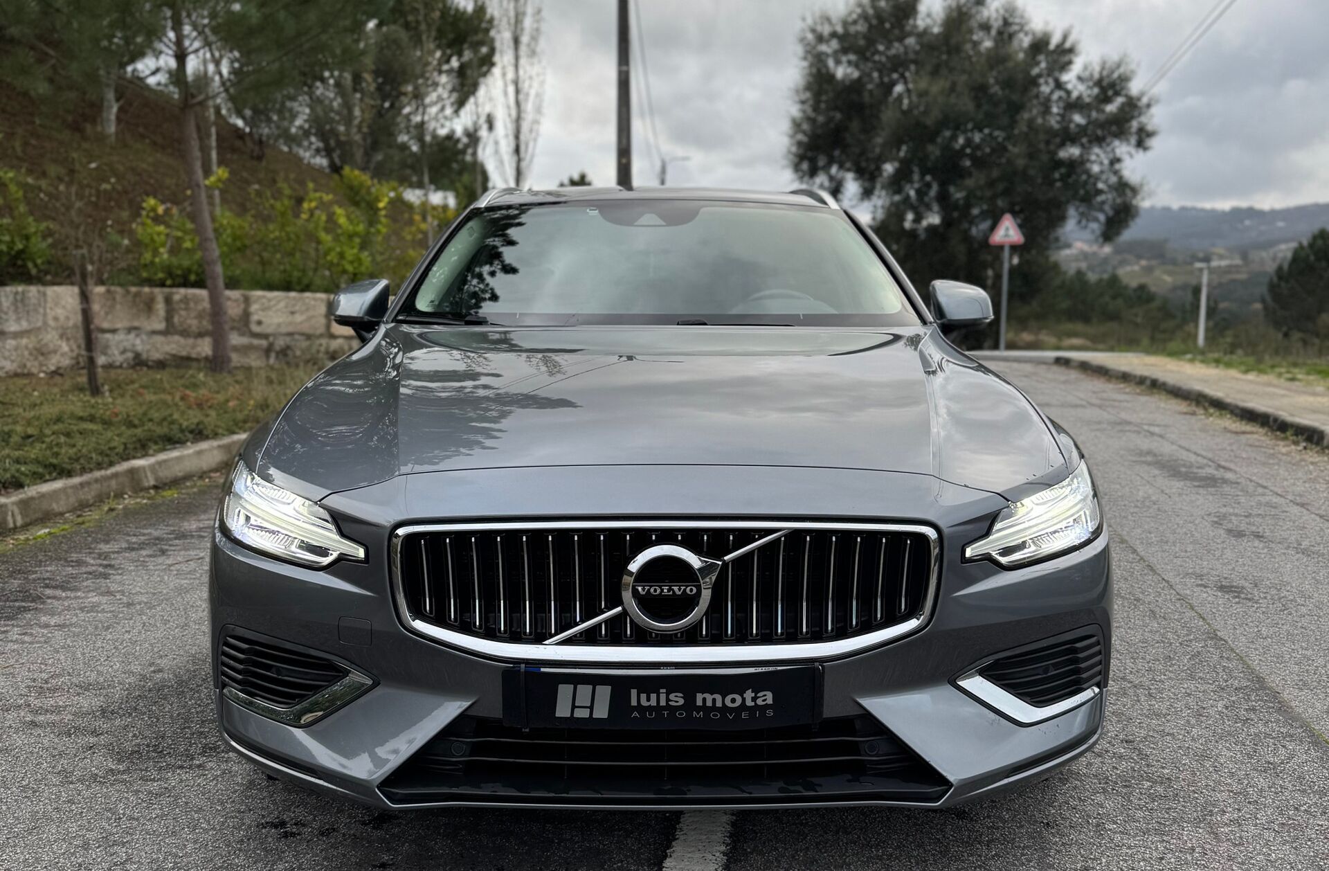 VOLVO V60 2.0 T6 AWD TE Inscription Expression
