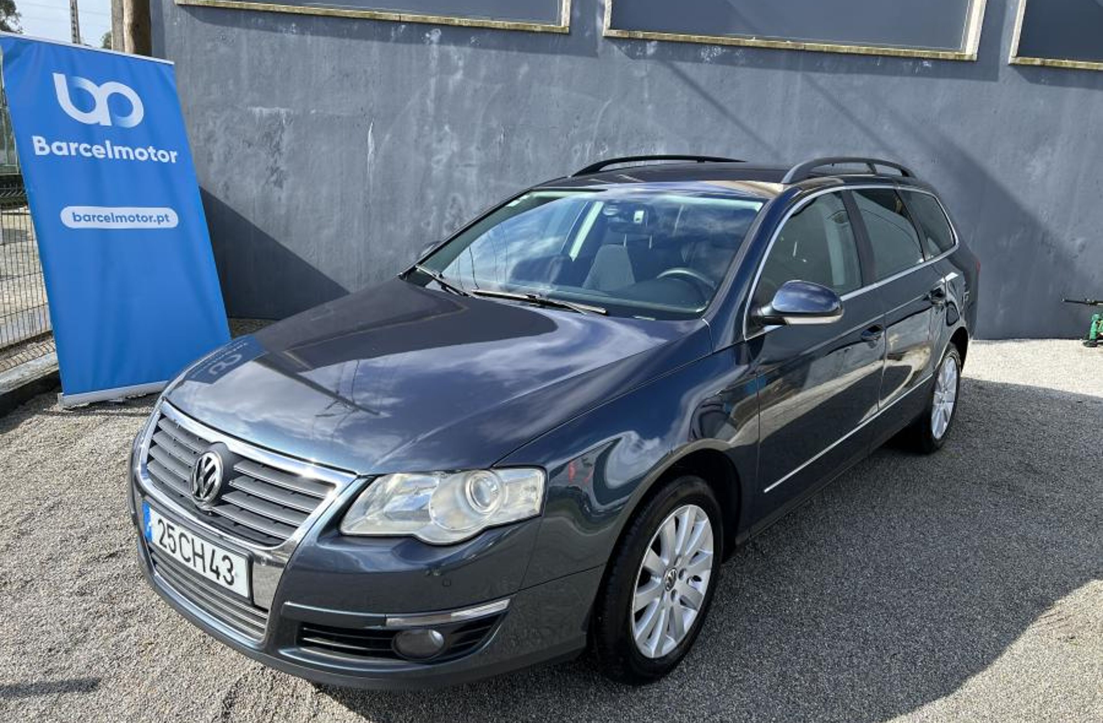 VOLKSWAGEN Passat 1.9 TDi Confortline