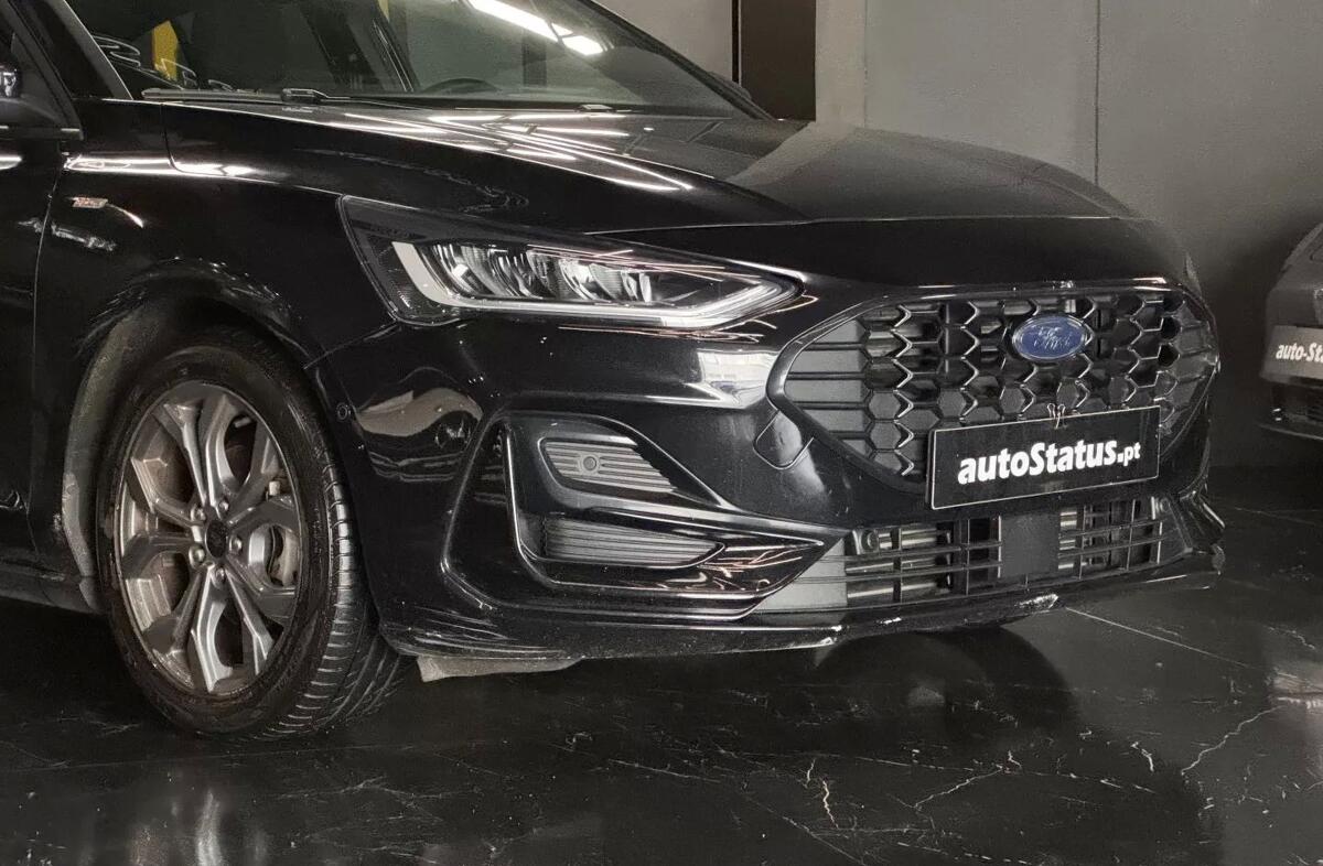 FORD Focus 1.0 EcoBoost MHEV ST-Line Aut.