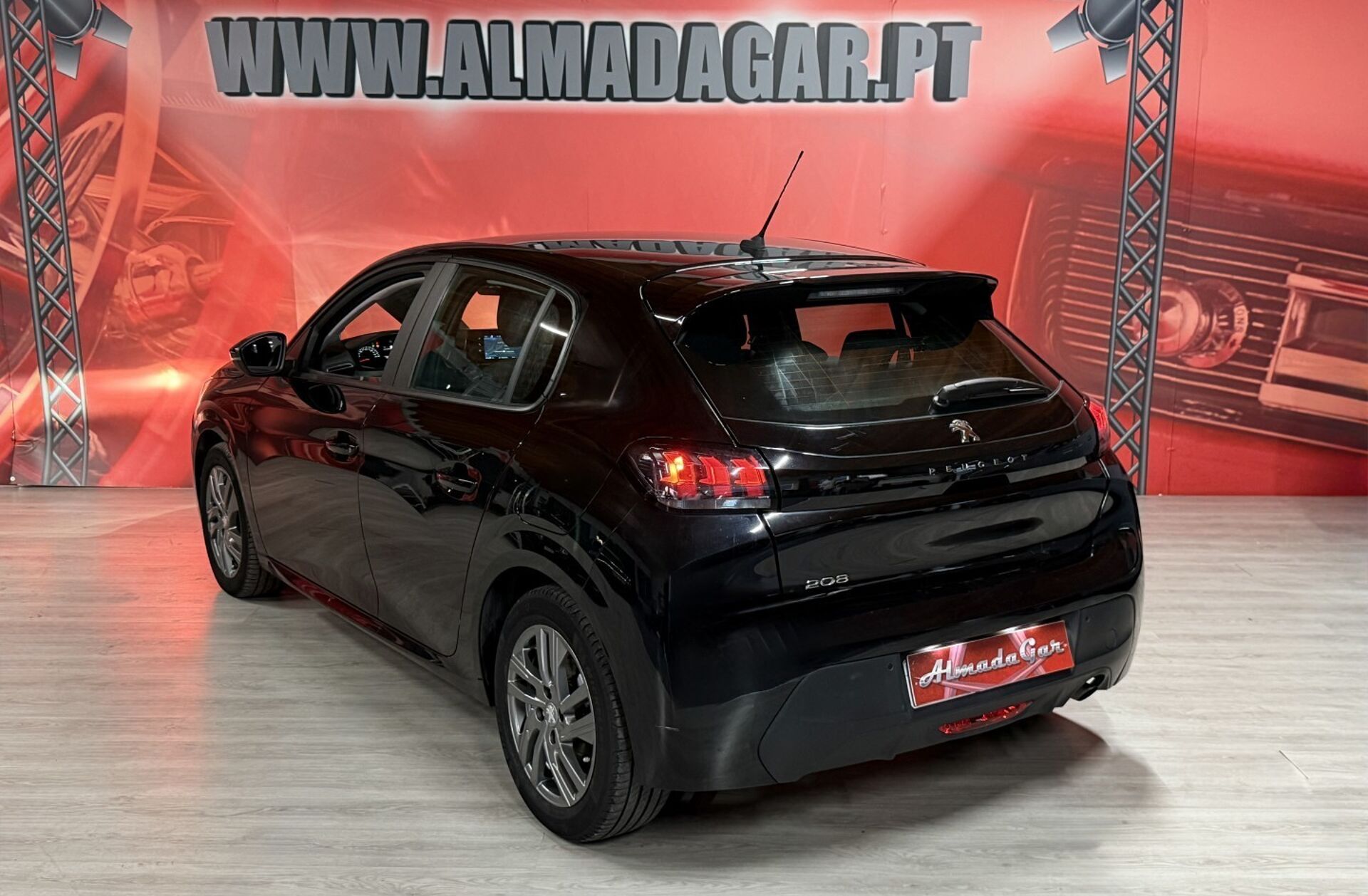 PEUGEOT 208 1.2 PureTech GT EAT8