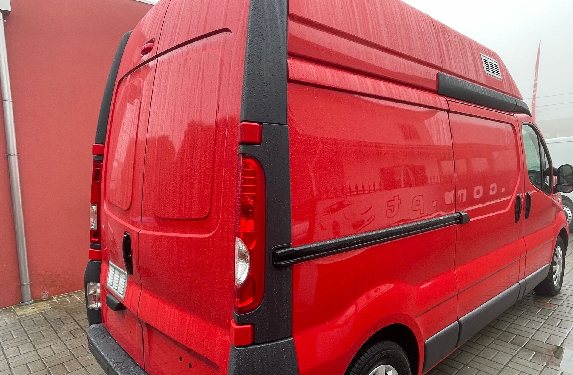 RENAULT Trafic 2.0 dCi L2H2 1.2T90