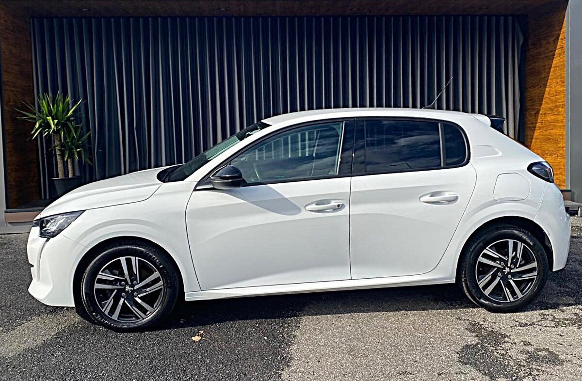 PEUGEOT 208 1.5 BlueHDi Allure