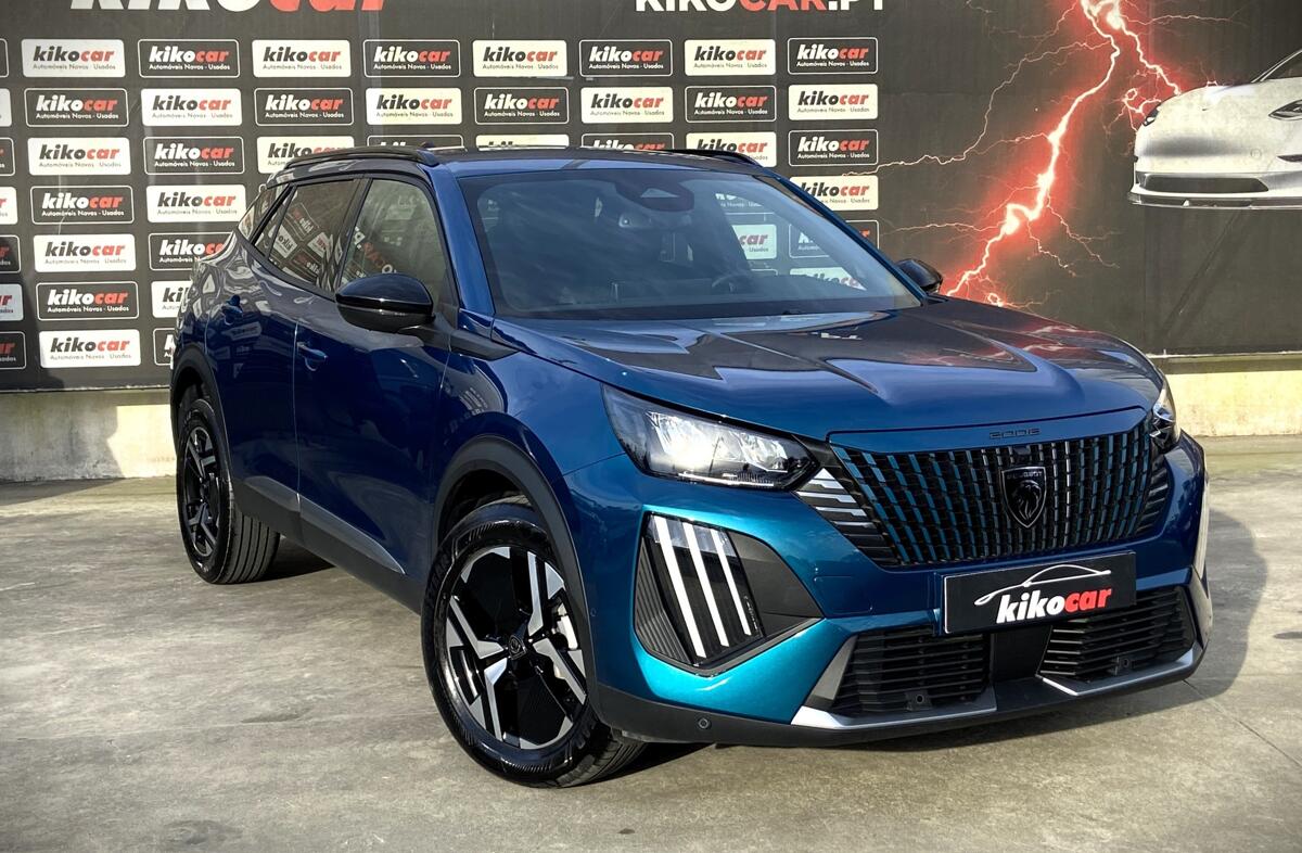 PEUGEOT 2008 1.2 PureTech Allure