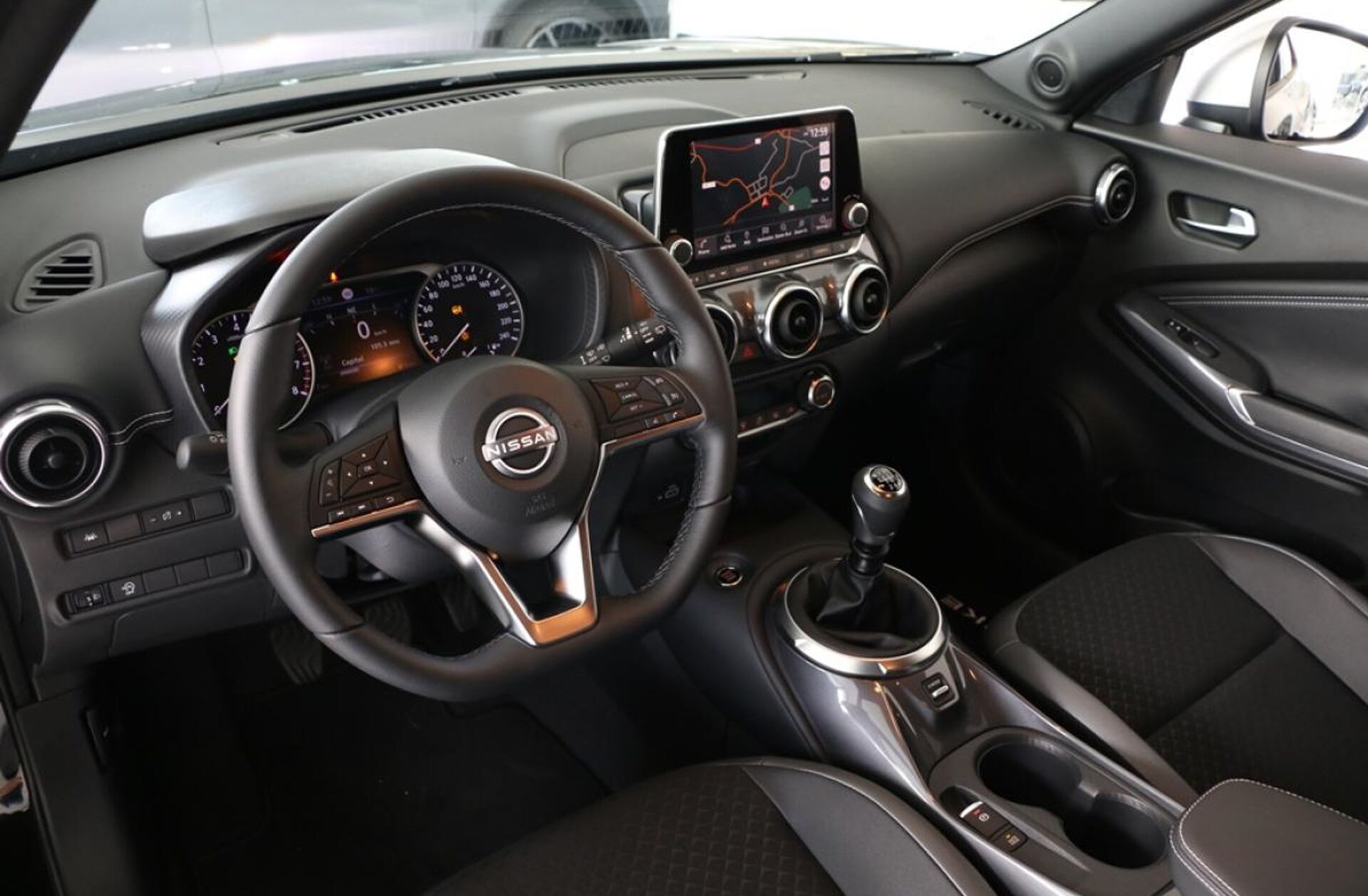 NISSAN Juke 1.0 DIG-T N-Connecta NAV.+TwoTone NC