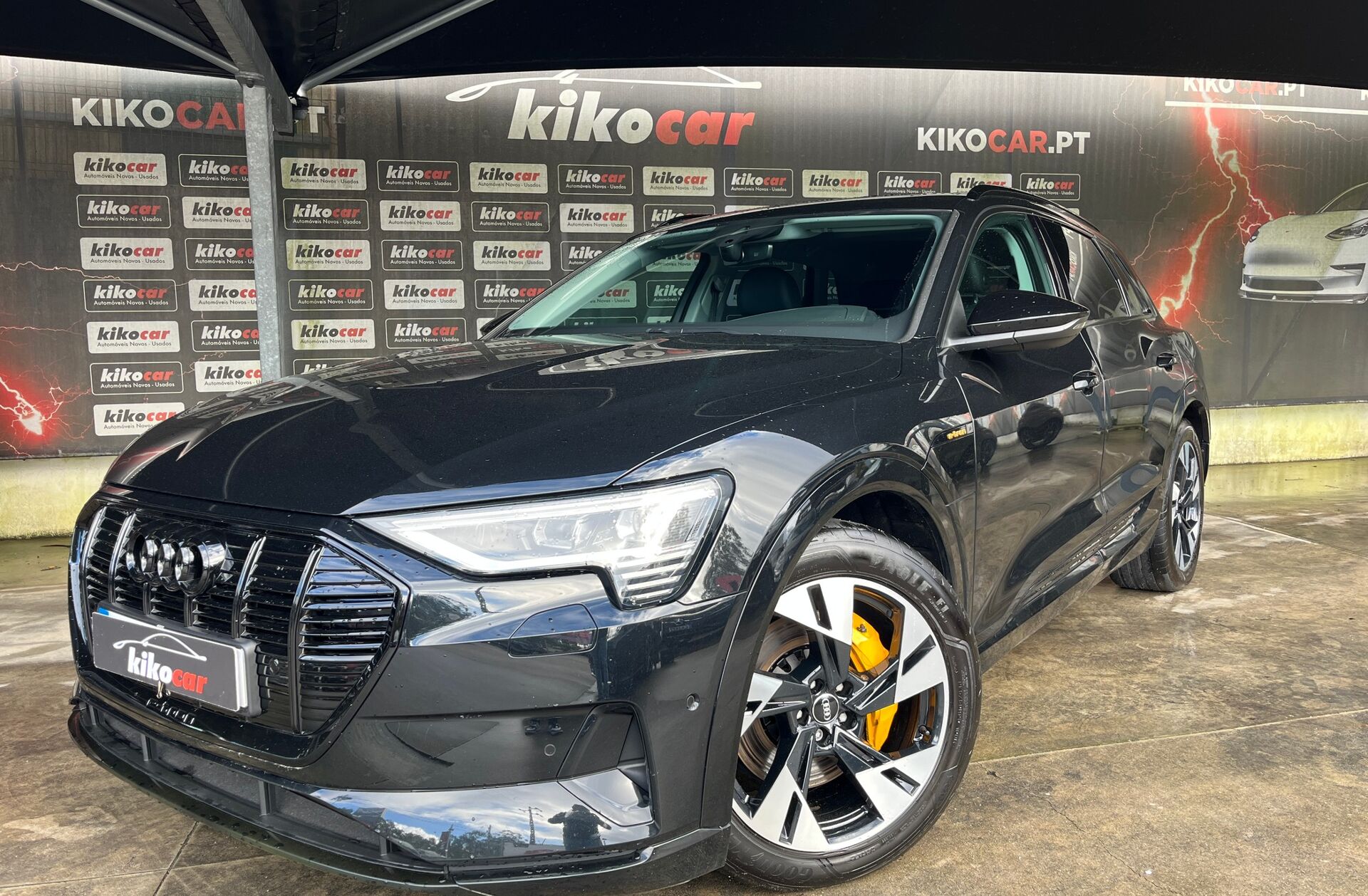 AUDI e-tron 55 quattro Advanced