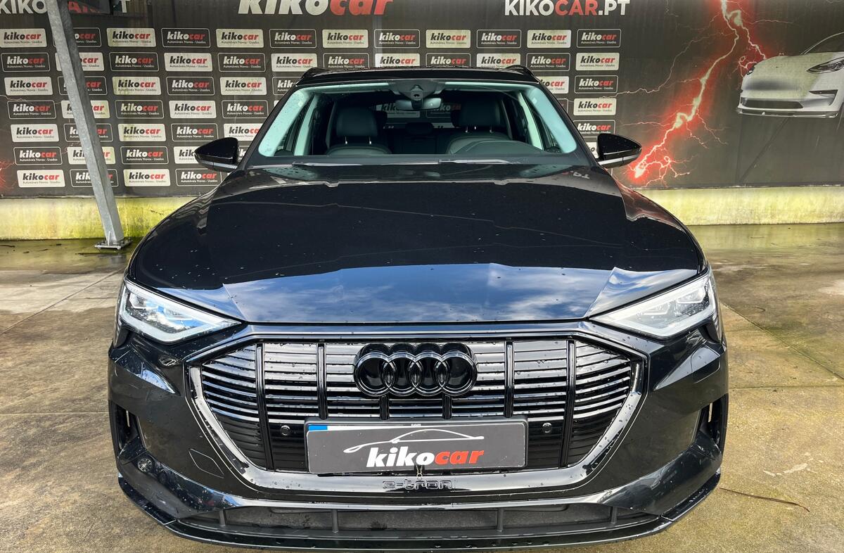 AUDI e-tron 55 quattro Advanced