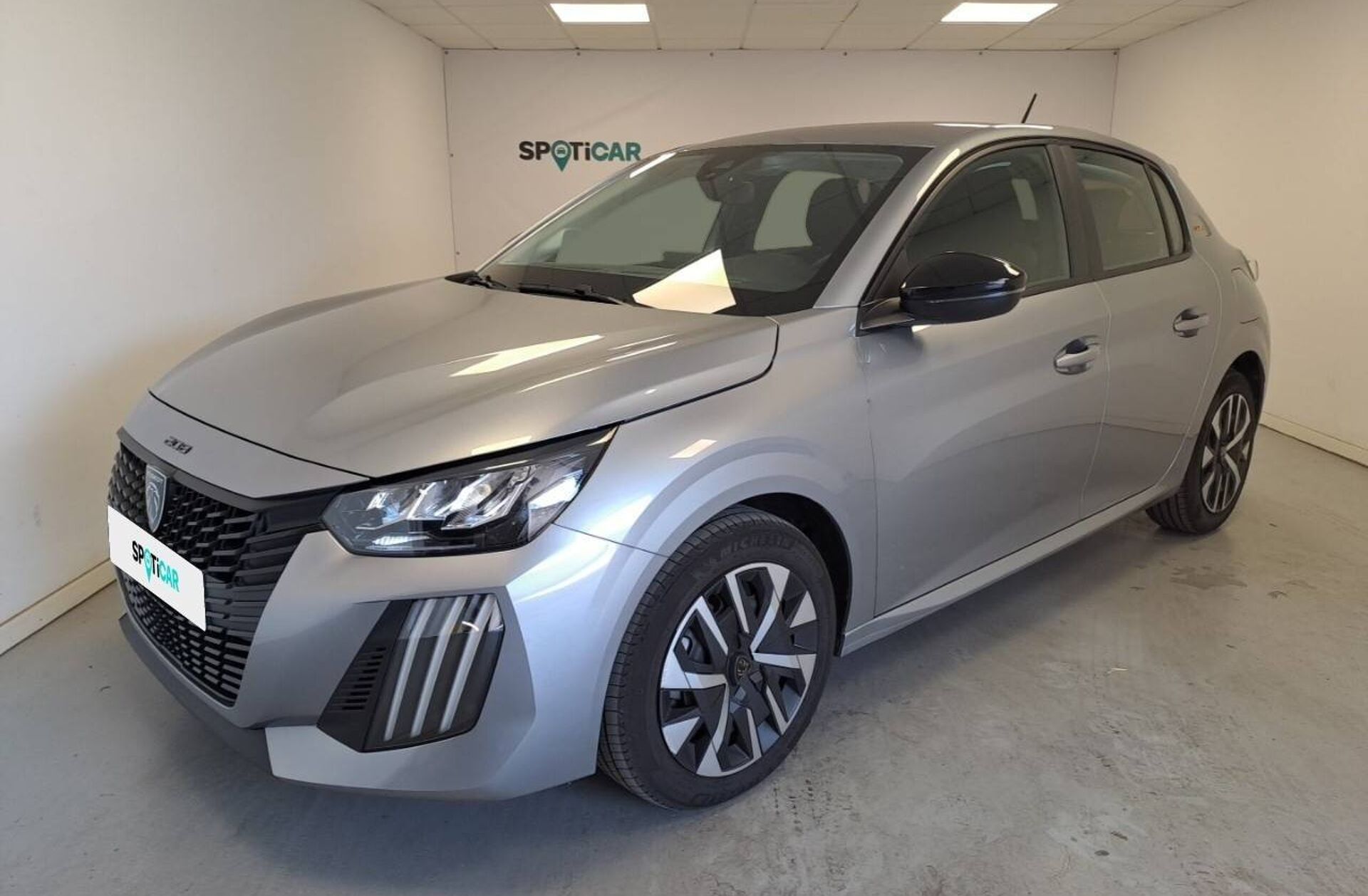PEUGEOT 208 1.2 PureTech Style
