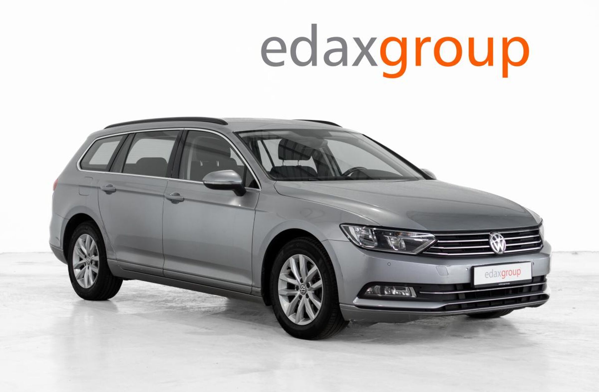 VOLKSWAGEN Passat 1.6 TDi Confortline