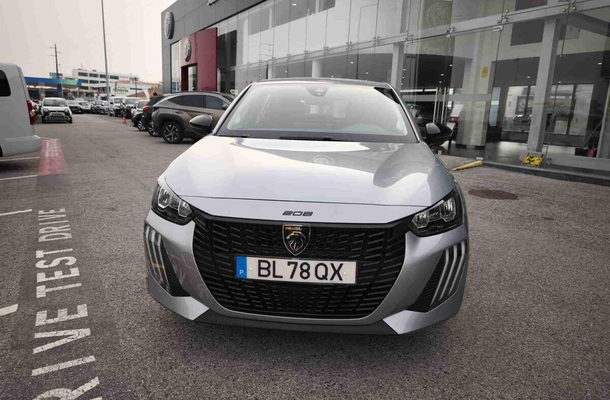 PEUGEOT 208 1.2 PureTech Active