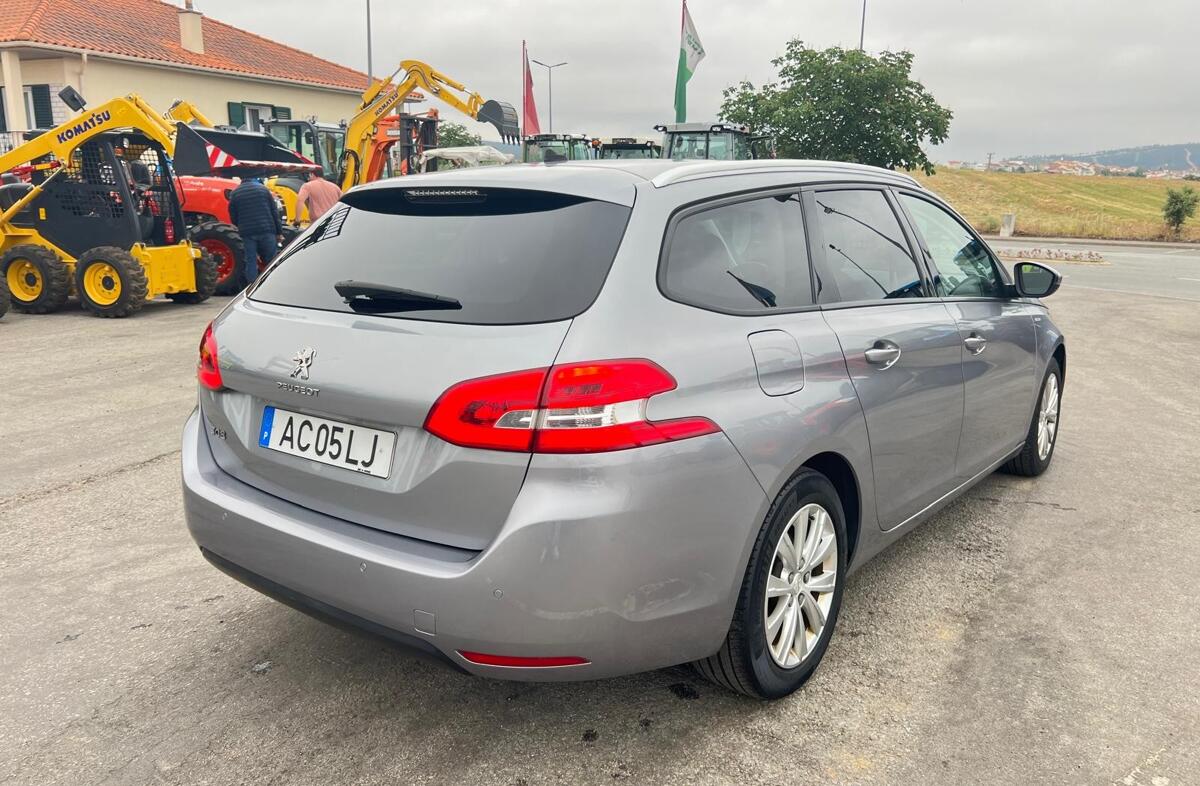 PEUGEOT 308 1.5 BlueHDi Active