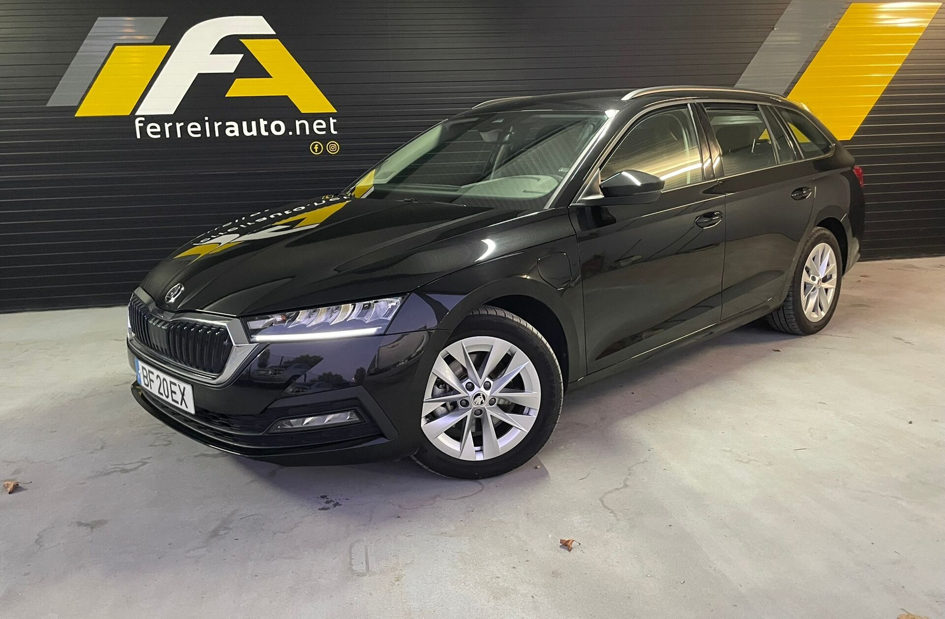 SKODA Octavia 1.4 TSI iV DSG